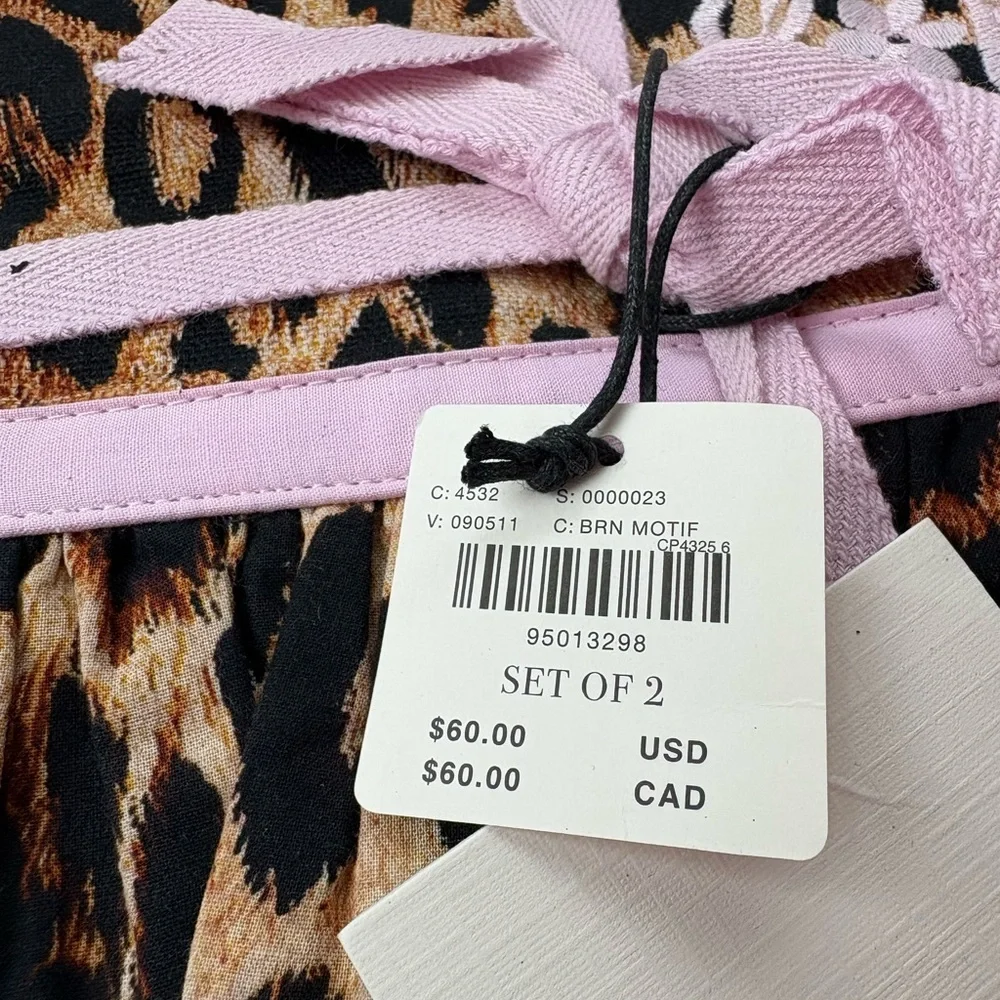 NWT Damson Madder Ruffled Placemats, Set of 2